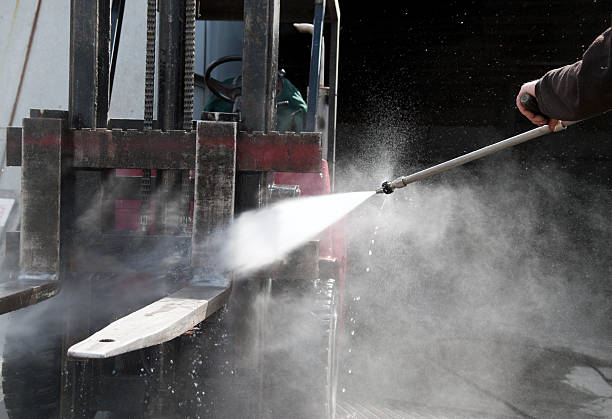 Professional Pressure Washing Services in Bayou Vista, TX